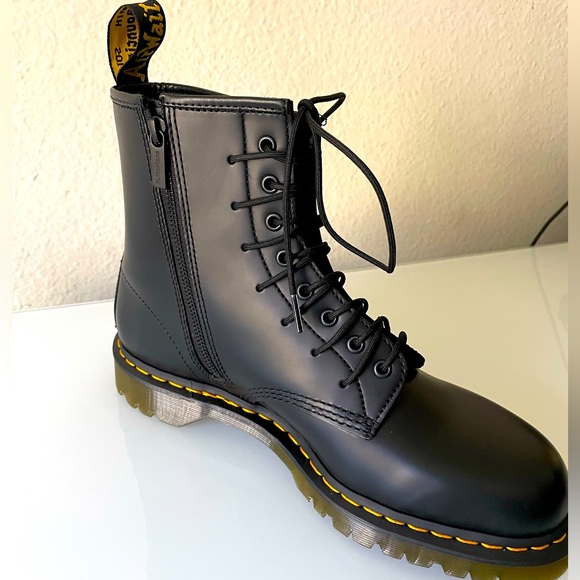 DR MARTENS 1460 Extreme Laces Polished Smooth Leather Black Boots - Picture 9 of 16